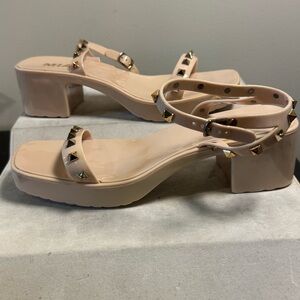 Mia jelly sandals women, size 8, NWOT , studded, nude